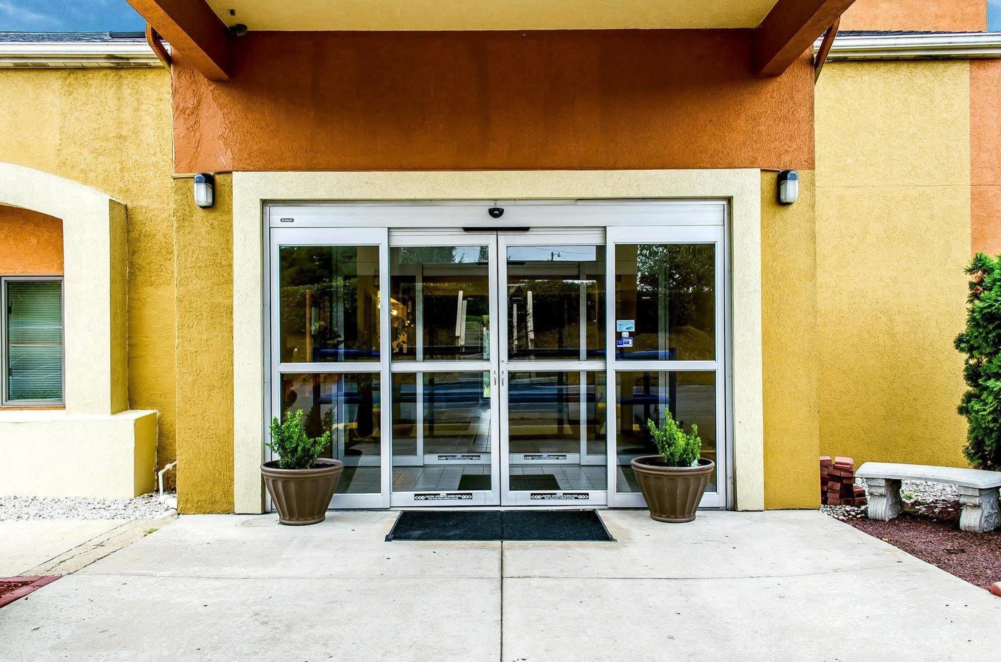 Econo Hospedaje Harrisburg Exterior foto